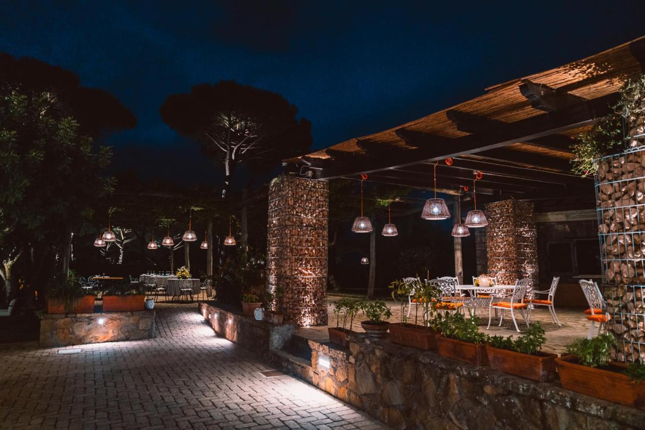 Hotel Oasi Olimpia Relais SantʼAgata sui Due Golfi Exterior foto